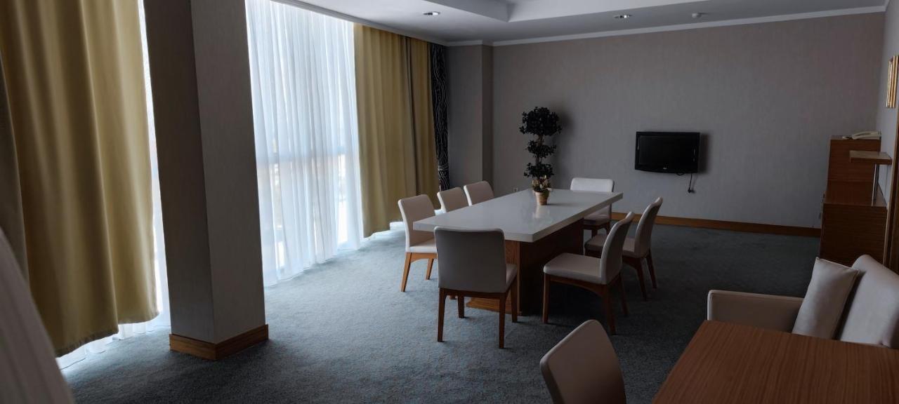 Grand Nur Plaza Hotel Aktau  Eksteriør billede