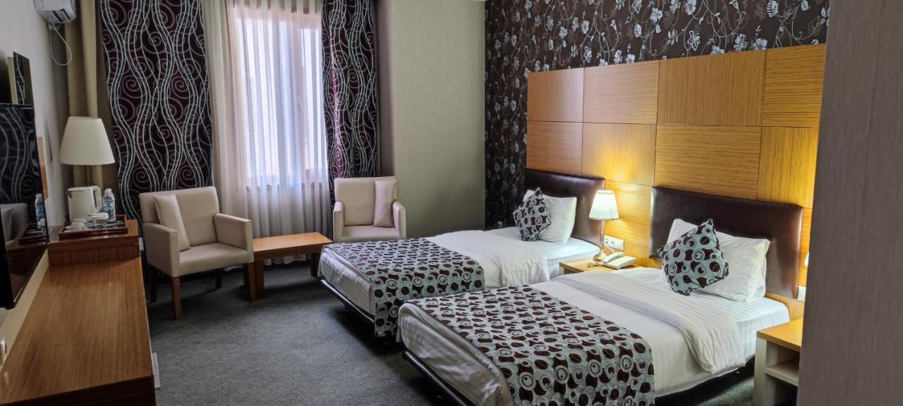 Grand Nur Plaza Hotel Aktau  Eksteriør billede